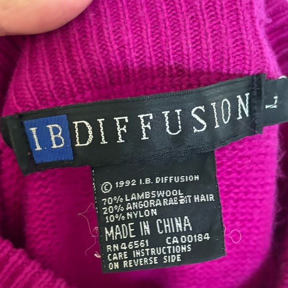 IB Diffusion vintage sleeveless mock neck sweater *as is* - Picture 5 of 7